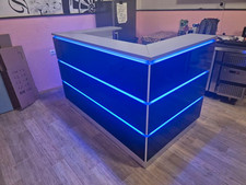 Mia-1-Schwarz-Glas mit LED